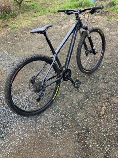 自転車  29インチ マウンテンバイクkona kafuna MTB