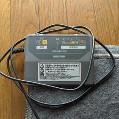 180×120㌢アイリスオーヤマ ホットカーペットの画像