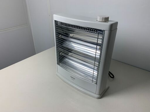 (240413)【30％値下げ】　ヤマゼン　電気ストーブ　DS-D087　2019年製