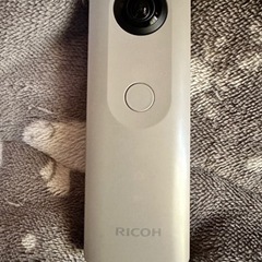 中古　RICOH THETA  360°カメラ