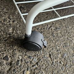 リサイクルショップどりーむ荒田店 No11338　ダストラック　ゴミ箱３個　ワンタッチ開閉の画像