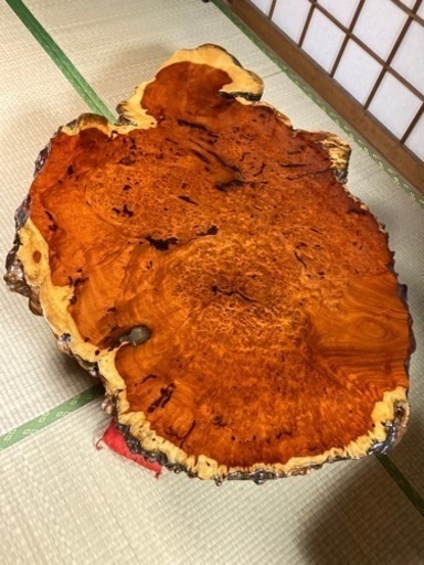 カリン製のテーブル【中古】