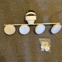 【ニトリ】LED シーリングライト キャトル 4灯の画像