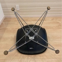 Herman Miller | EAMES サイドシェルチェア BLACKの画像