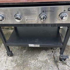 US🇺🇸GrillSmith 4バーナーガスグリルBBQ鉄板焼グリル焼ガスタンク付き🍉プロフ必読の画像