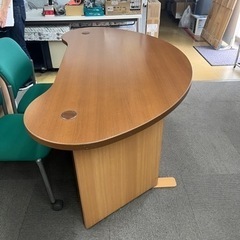 接客用　おしゃれな半円テーブル