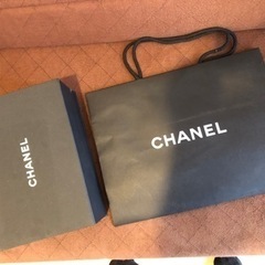 CHANEL 靴箱