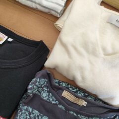 S～Mレディース服 出来れば今日取りに来て頂ける方の画像