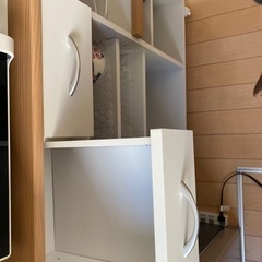 食器棚　電子レンジ　炊飯器置きの画像