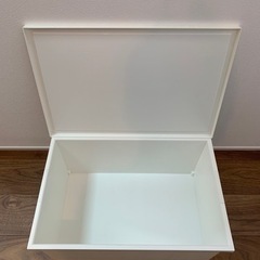 売ります！白い収納ケース1個〜の画像