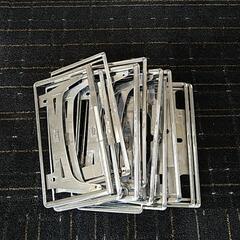 日産純正ナンバーフレーム