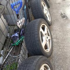 車のパーツ タイヤ、ホイールの画像