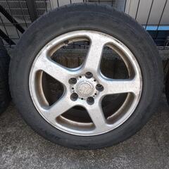 車のパーツ タイヤ、ホイールの画像