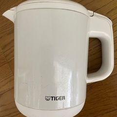 【Tiger】電気ポット　ホワイト