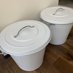残り1つ!IKEA KNODD  