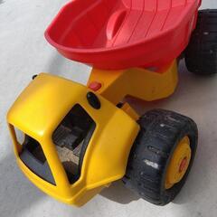 おもちゃのダンプカー＆ショベルカーの画像