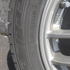 （最終値下げ）軽自動車スタッドレスタイヤホイール付きの画像