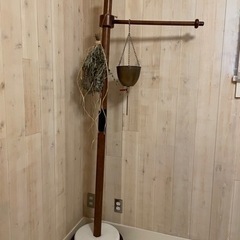 アーユルヴェーダ　シロダーラ用スタンド　台　ポット付きの画像