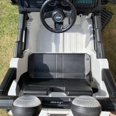 電動乗用ラジコンカー　JEEP WRANGLAR RUBICONの画像