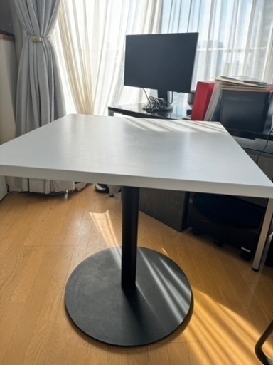 4/30まで優先【勝どき駅周辺引取限定】ボーコンセプト カフェテーブル