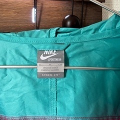 NIKE スポーツウェアの画像