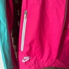 NIKE スポーツウェアの画像