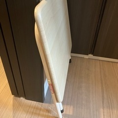 【値下げ】折りたたみコンパクトテーブルの画像
