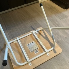 【値下げ】折りたたみコンパクトテーブルの画像