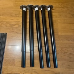 IKEA  机の足　伸縮の画像