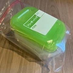 タッパー8個　電子レンジOKの画像