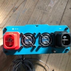 正弦波インバーター1000W 12V 50/60HZの画像