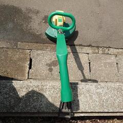 電気草刈機（ナイロンカッタ式）の画像