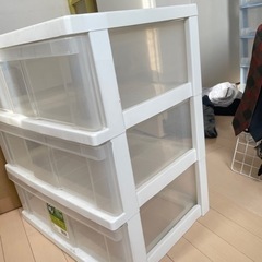 終）衣装ケース①の画像