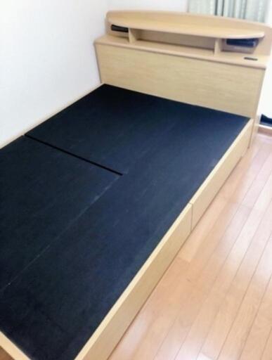 家具 ダブルベッド