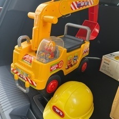 あげます！乗れるアンパンマンのショベルカー