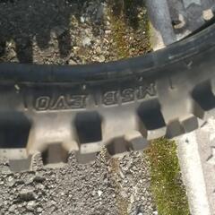 中古 モトクロスタイヤ 前  IRC 80/100-21 51M M5B EVO フロント の画像