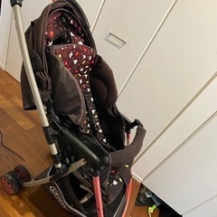 子供用品　グレコ　ディズニー　ベビーカーの画像