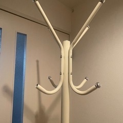 受渡し決定☆コートラック 洋服スタンド 金属ポール ポールハンガー カバン掛け 帽子掛け インテリア の画像