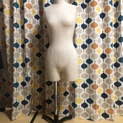 【決まりました】女性トルソー　Mサイズ