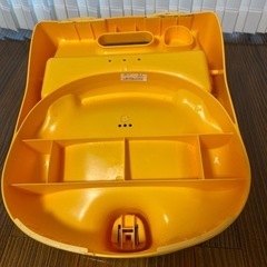 アップリカバスチェアー／イエロー、ソフトバスマットなしの画像
