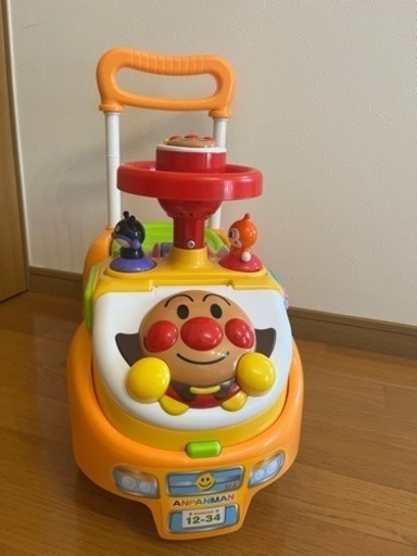 よくばりビジーカー　アンパンマン
