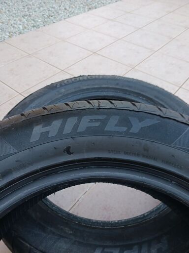 ハイフライ　HP801  2本  215/60/R17