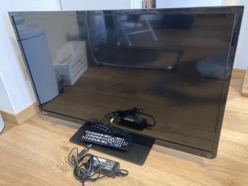 テレビ　32型　TOSHIBA REGZA