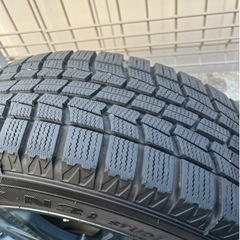 車のパーツ タイヤ、ホイールの画像