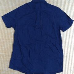 （値下げ）H&M　襟付きシャツ　紺色　Ｓサイズ　中古の画像