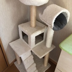 (問い合わせ中)キャットタワー　/猫タワーの画像