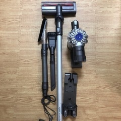 DYSON  コードレス掃除機の画像