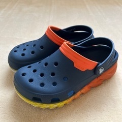 【引き取り決まりました】crocsクロックスサンダルキッズ22.0cm