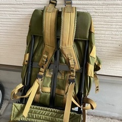 軍物リュックの画像