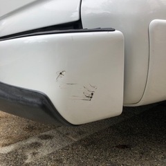車のバンパー　補修します